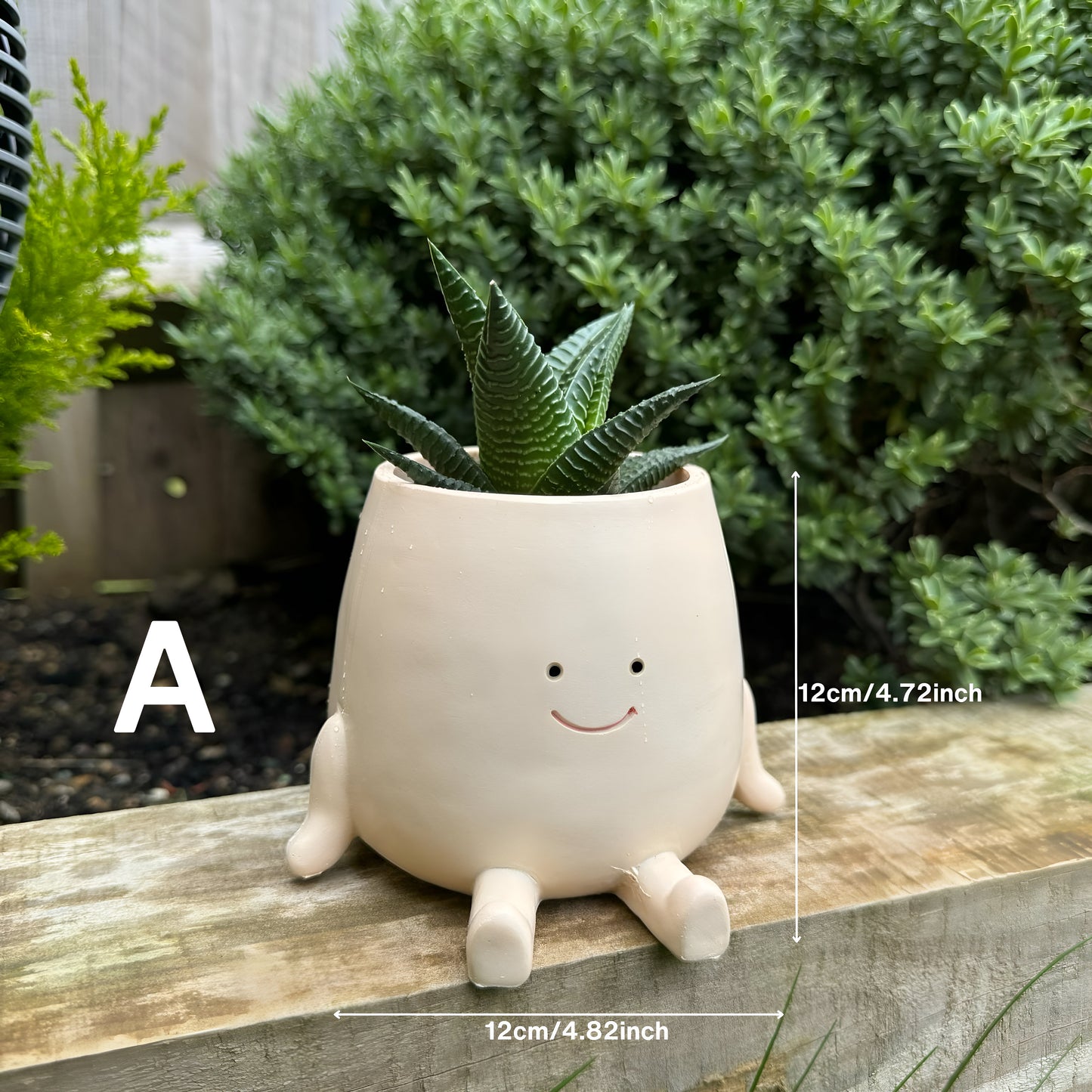 Smiley Face PlantPot - Handmade Cute Resin Sitting Smileyface Character Flower Pot Decorer Novelty Sitting Planter Decorative Plant Vase